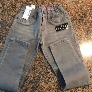 *BNWT* Girls Jeans